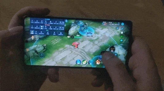 什么手机玩游戏最好又便宜-游戏手机选性能