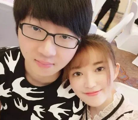 yyf第二任老婆-电竞女神情路：平淡爱恋长跑