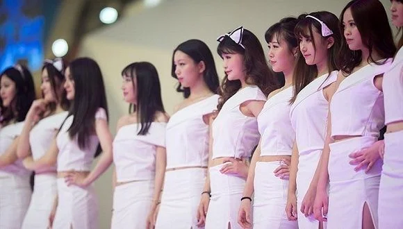 showgirl是什么职业-揭秘Showgirl幕后故事